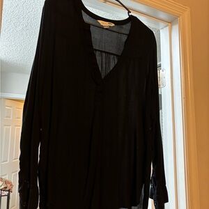 Old Navy Black Long Sleeve Blouse